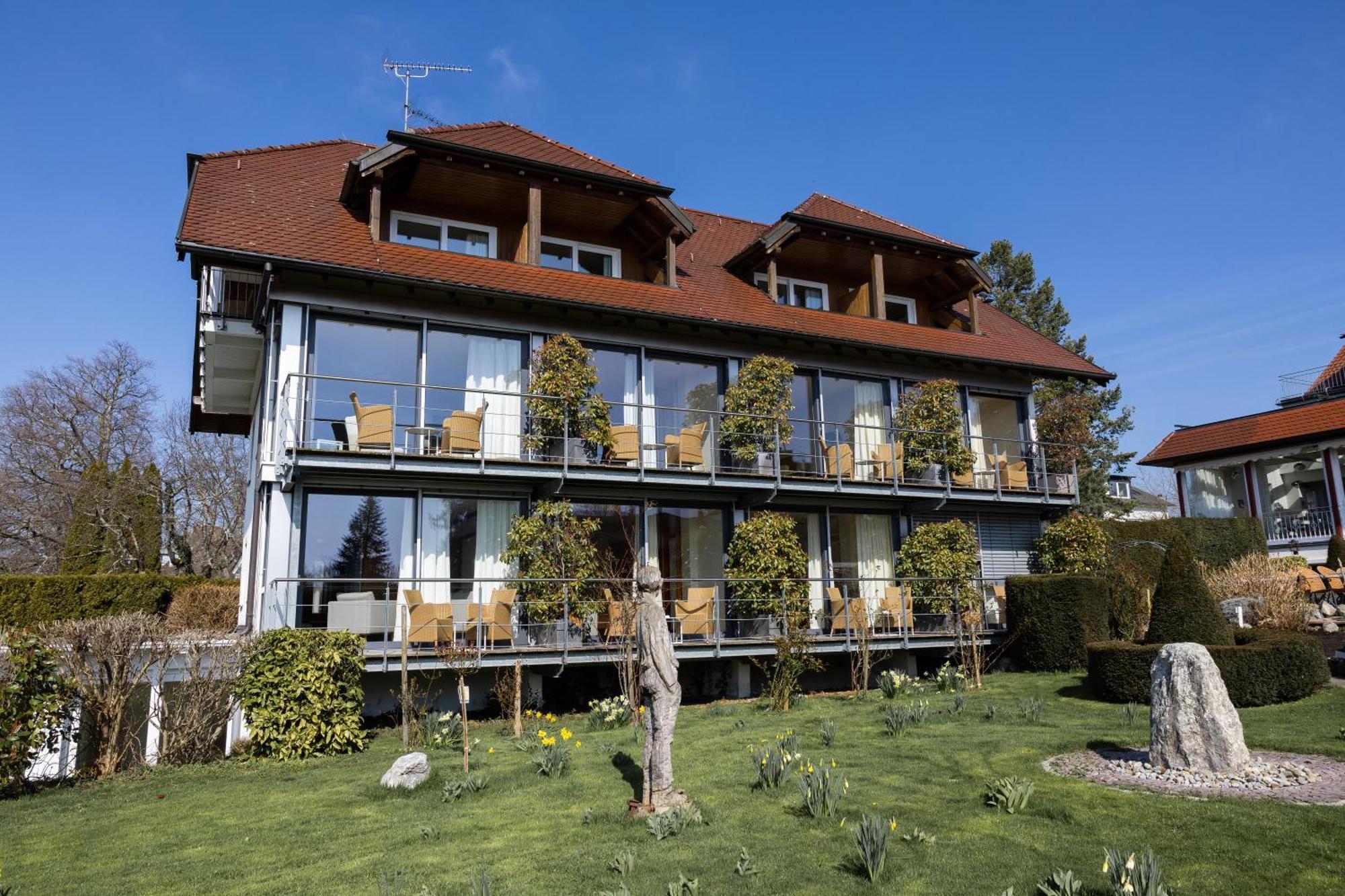 Hotel Haus Am See Nonnenhorn Exterior photo